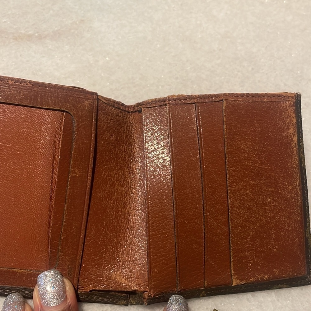 LV Monogram Wallet - Picture 4 of 12